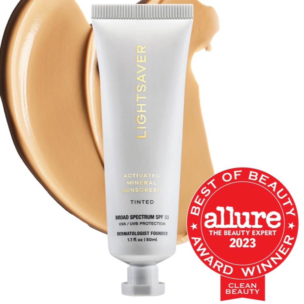 NWT LIGHTSAVER Tinted Mineral Sunscreen - Broad Spectrum SPF 33